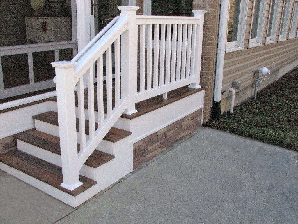 Vinyl railings at affordable prices